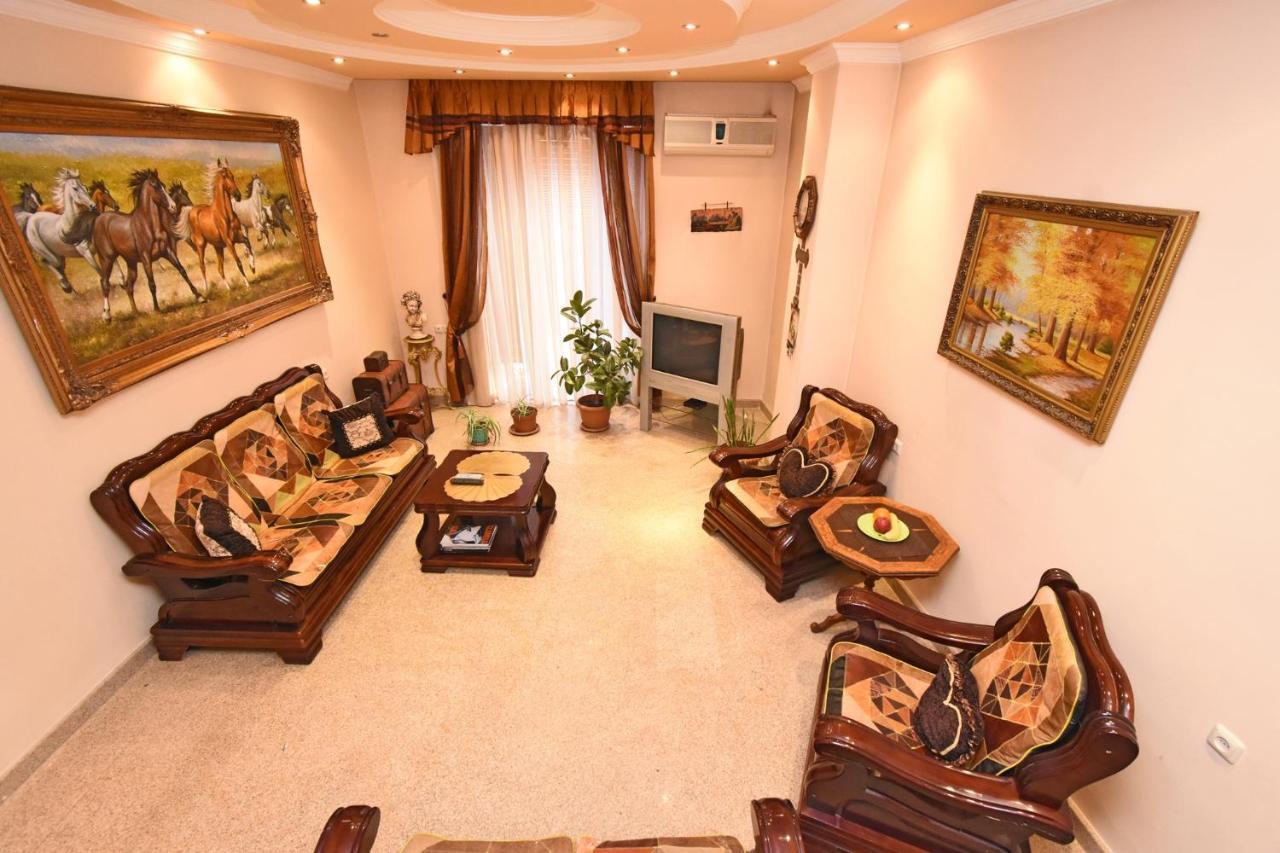 Guest House เยเรวาน ภายนอก รูปภาพ