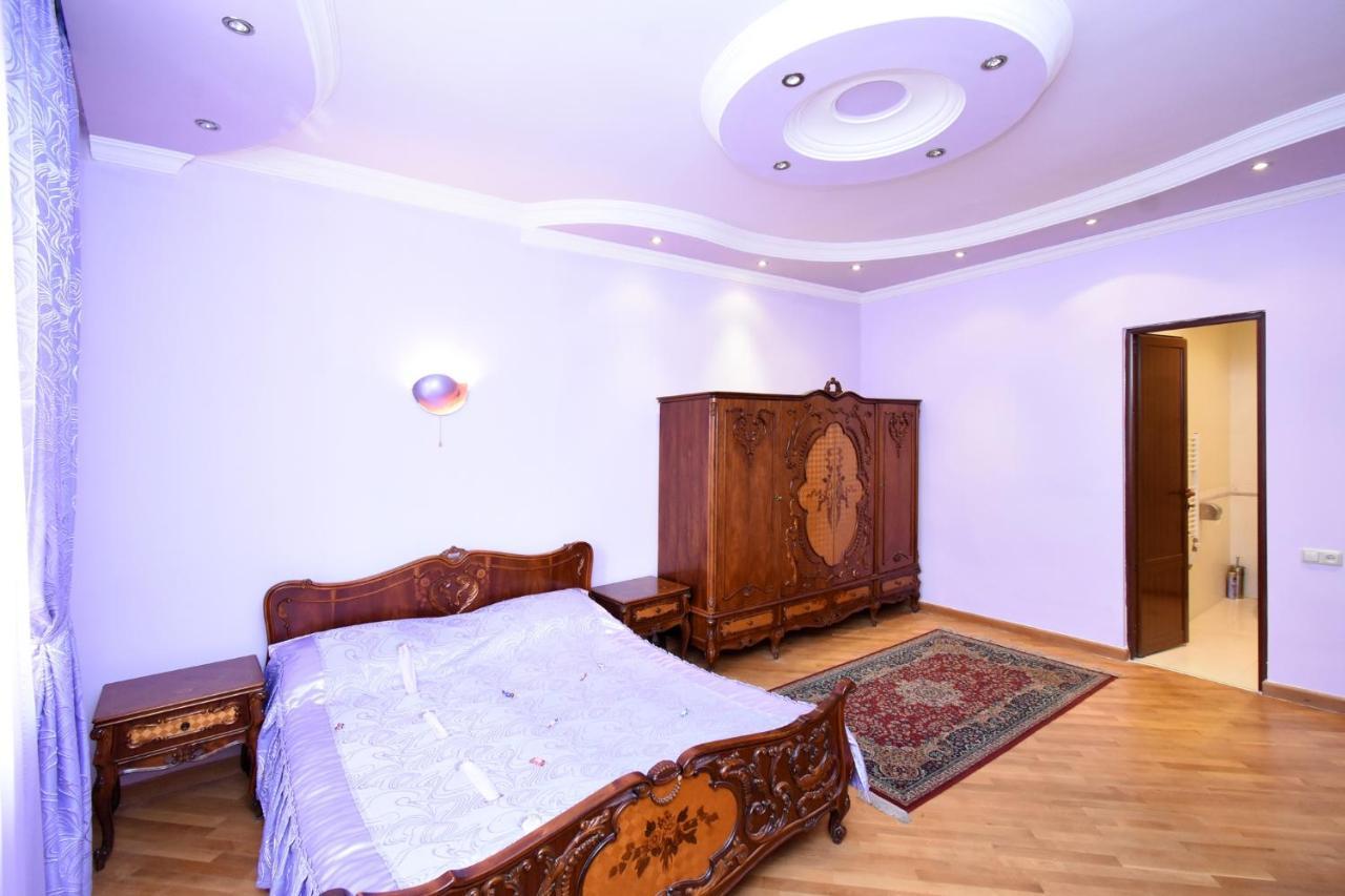 Guest House เยเรวาน ภายนอก รูปภาพ